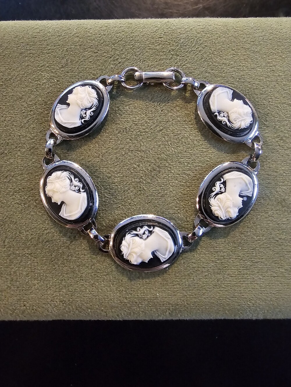 Vintage Cameo Bracelet